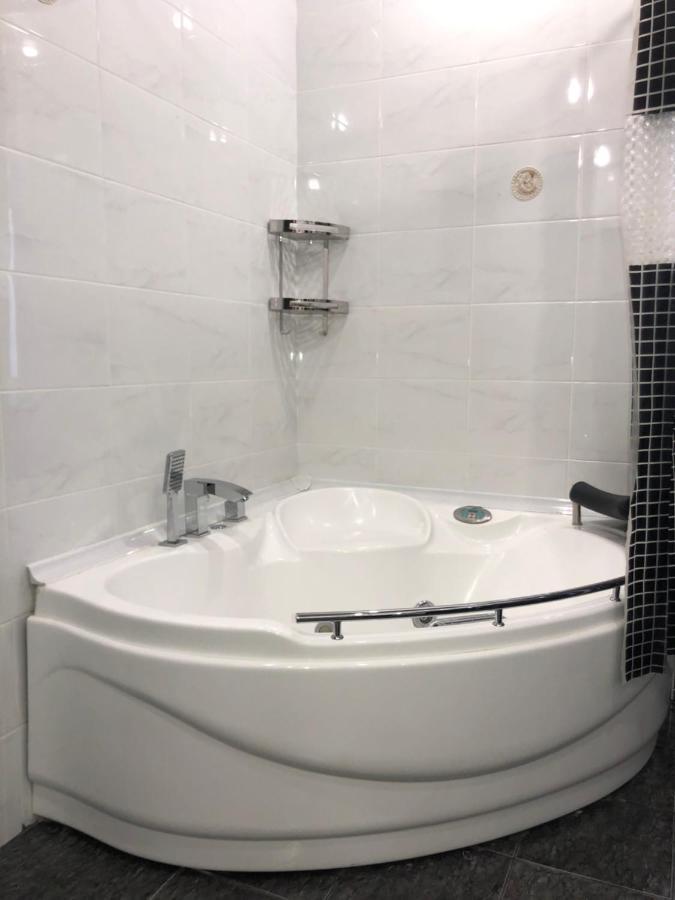 Stylish Apartments In The Heart Of The City! Tașkent Exterior foto